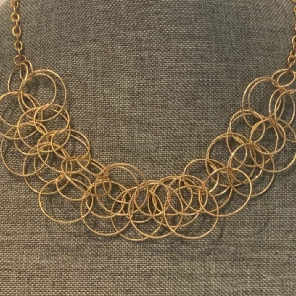 golden circles necklace